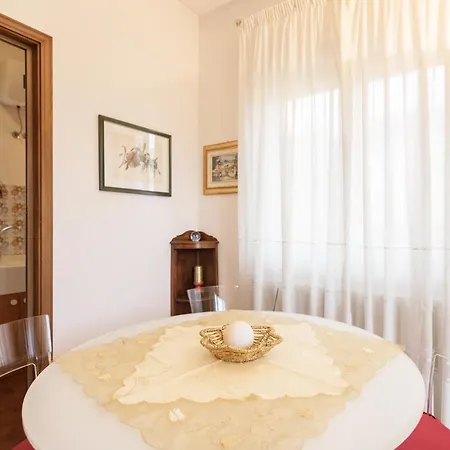 Apartment Secret Garden Liliad - *