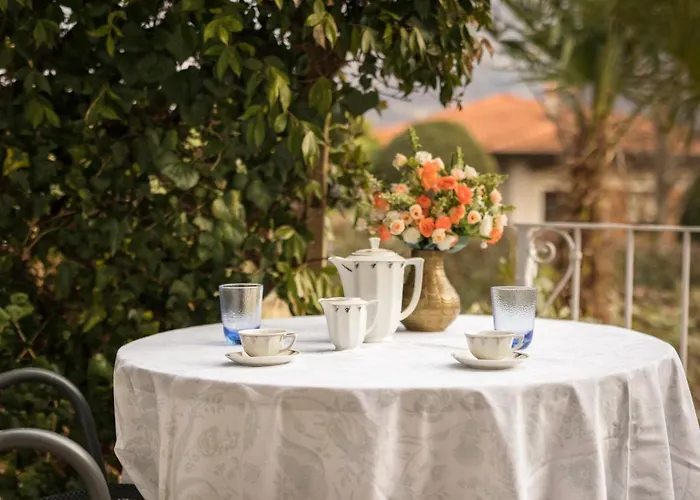 Secret Garden Liliad - بيلاجيو